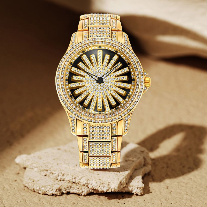 ⌚ Men's Iced-Out Watch with Rotating Dial – Sparkling Crystals, Precise Quartz & Butterfly Clasp